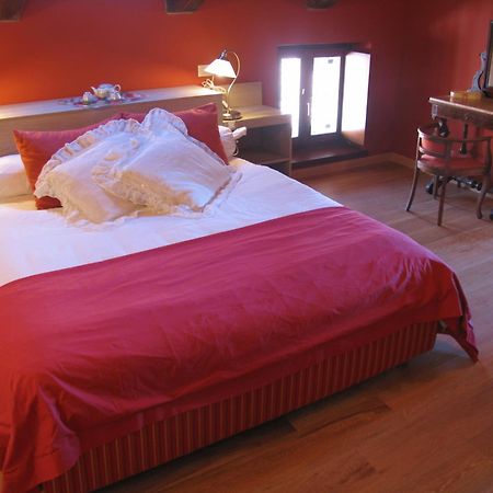 Casamariuccia Guest House Massino Visconti Exterior photo