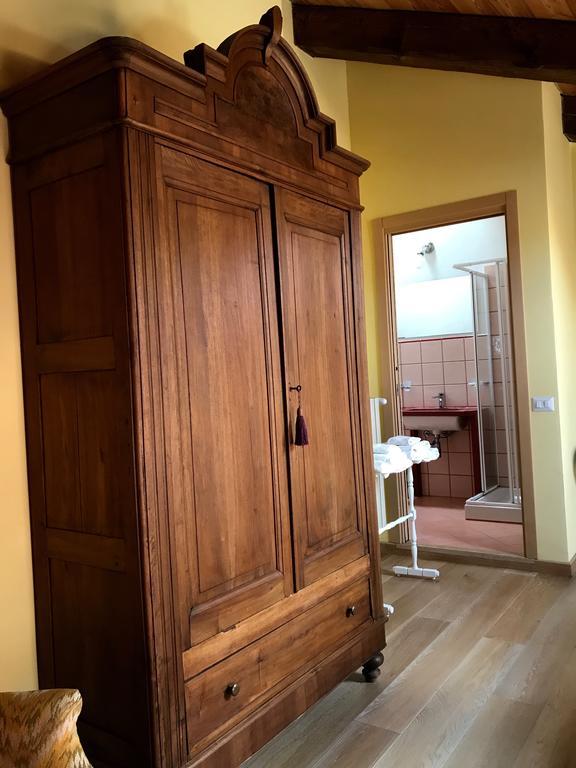 Casamariuccia Guest House Massino Visconti Exterior photo